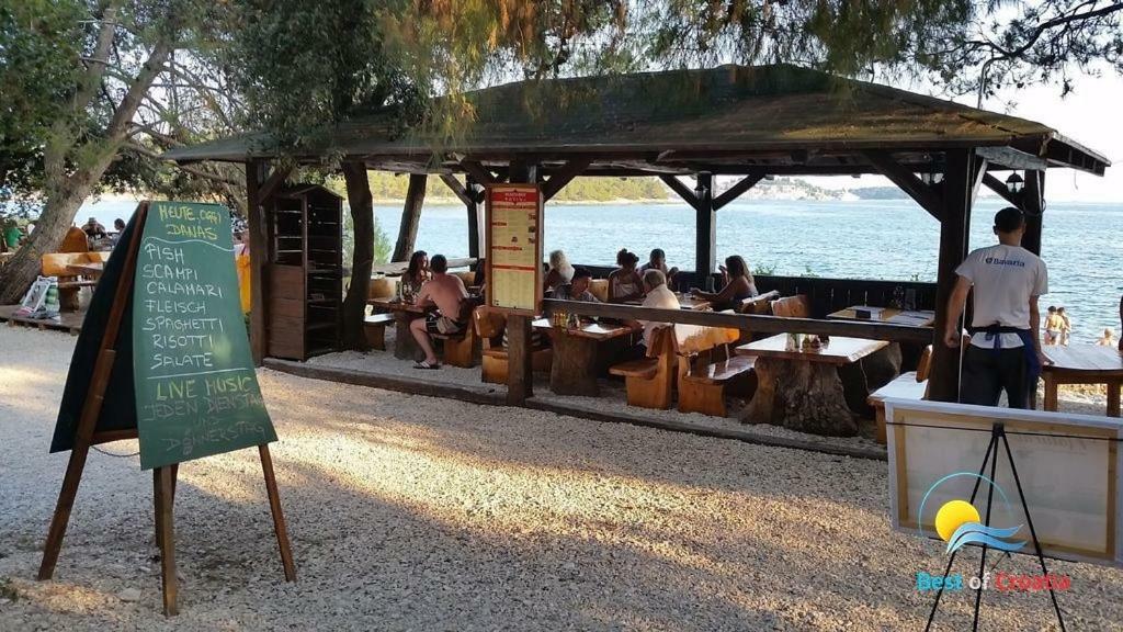 Apartmen Relax 200 M T Beach Appartement