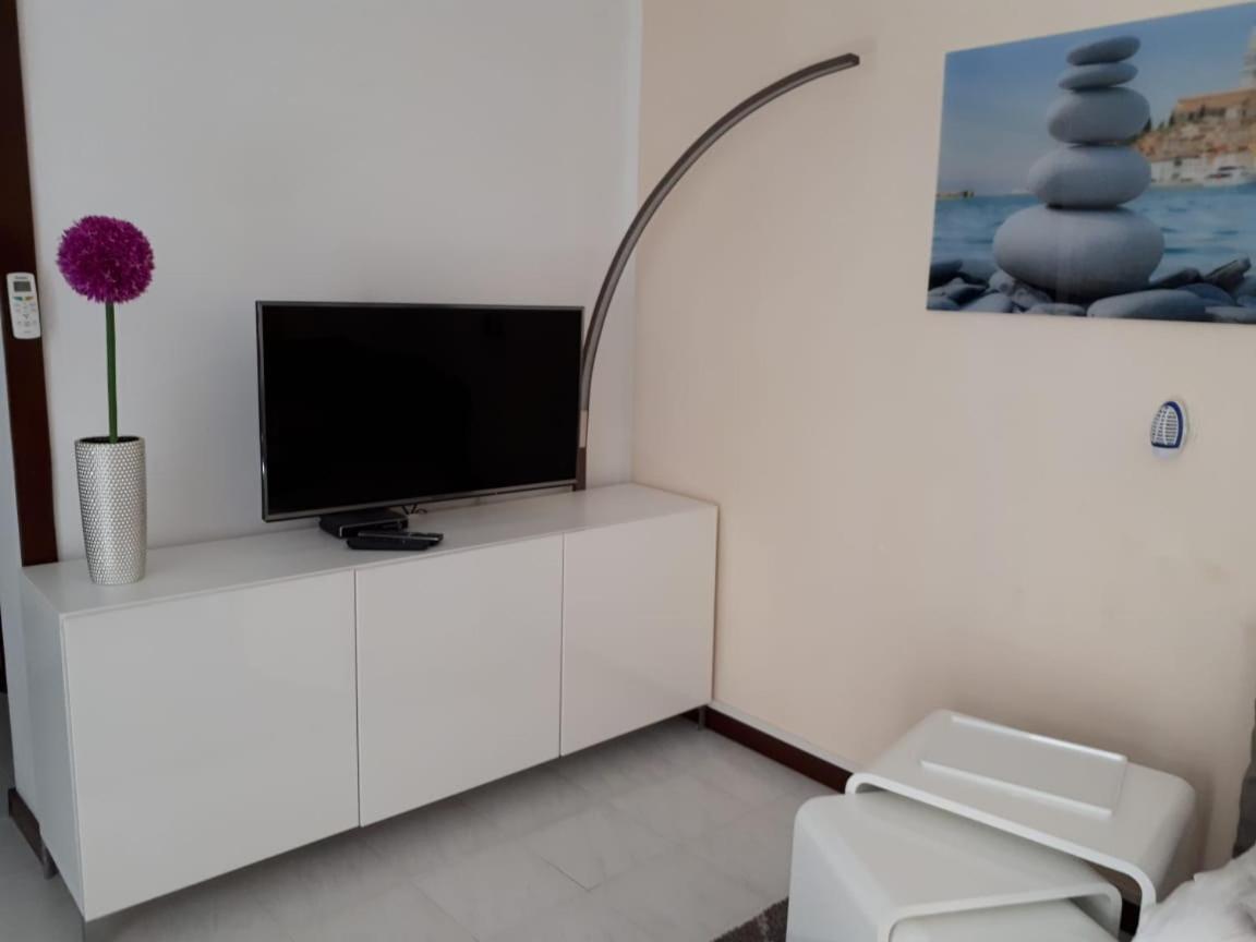 Apartmen Relax 200 M T Beach Appartement
